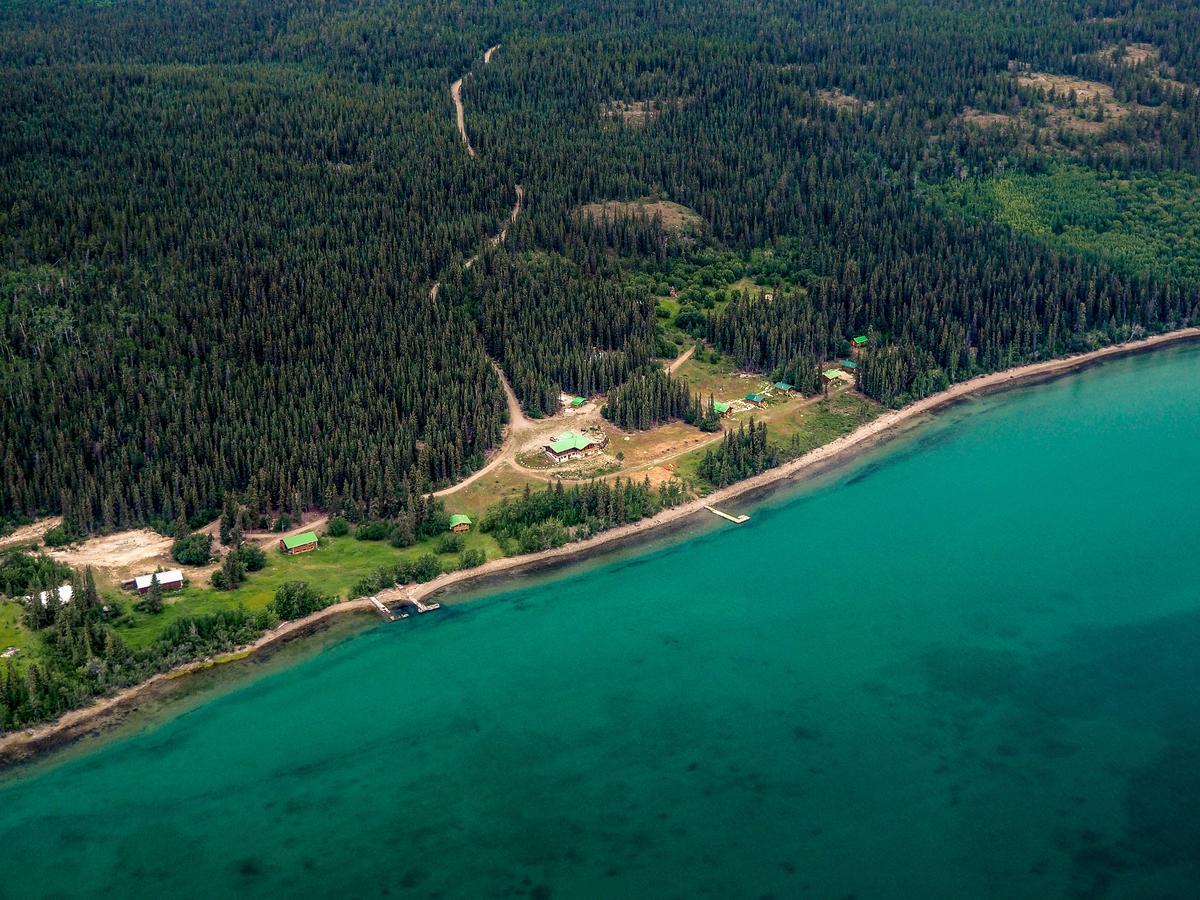 Southern Lakes Resort Tagish Buitenkant foto